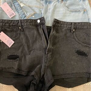 Jean black and blue shorts
